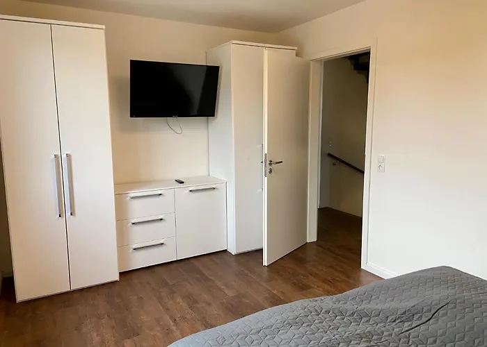 Vakantiehuis 1380- Annina 3 *